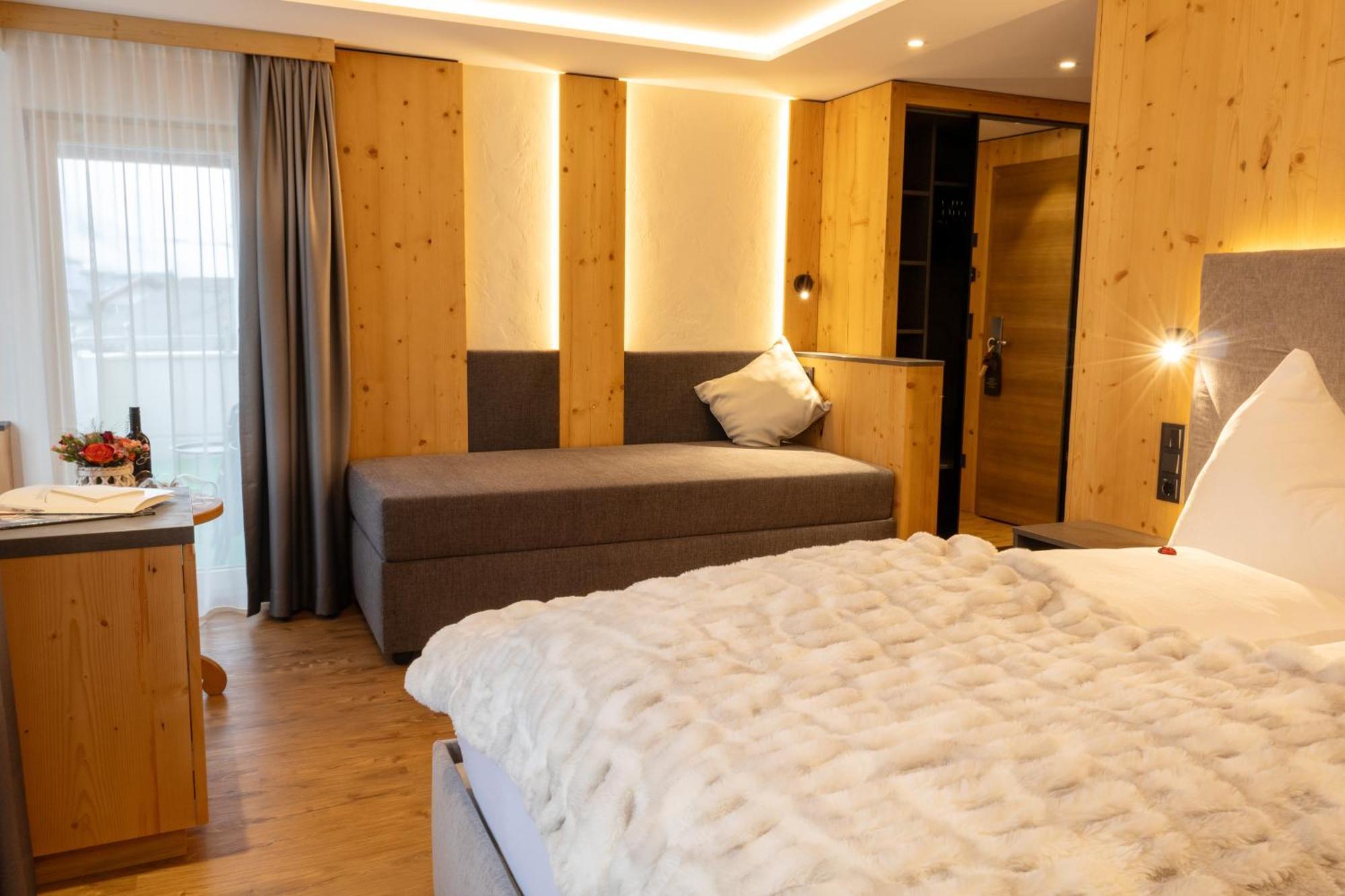 Eggerstueberl Otel Ischgl Dış mekan fotoğraf