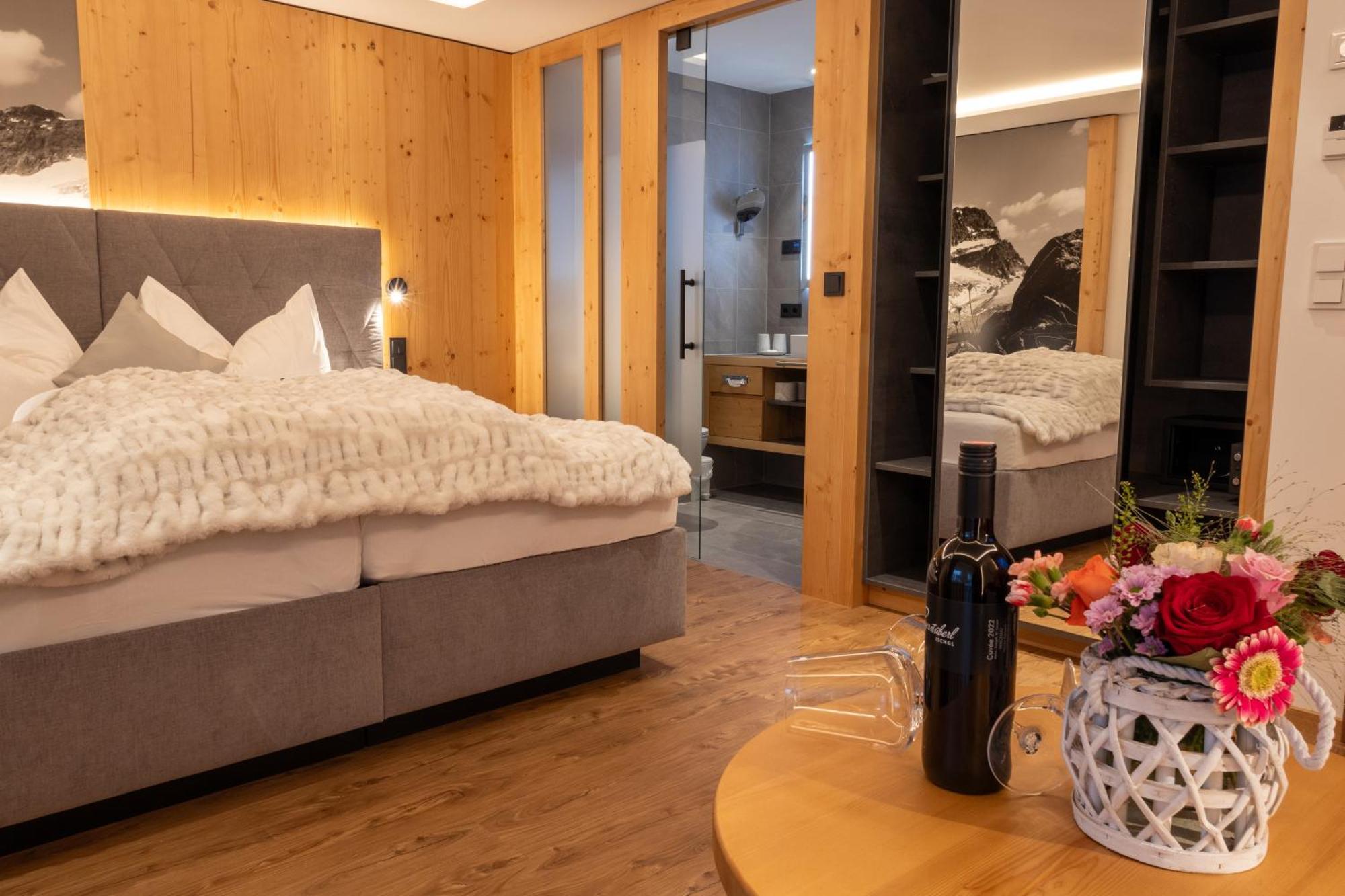 Eggerstueberl Otel Ischgl Dış mekan fotoğraf